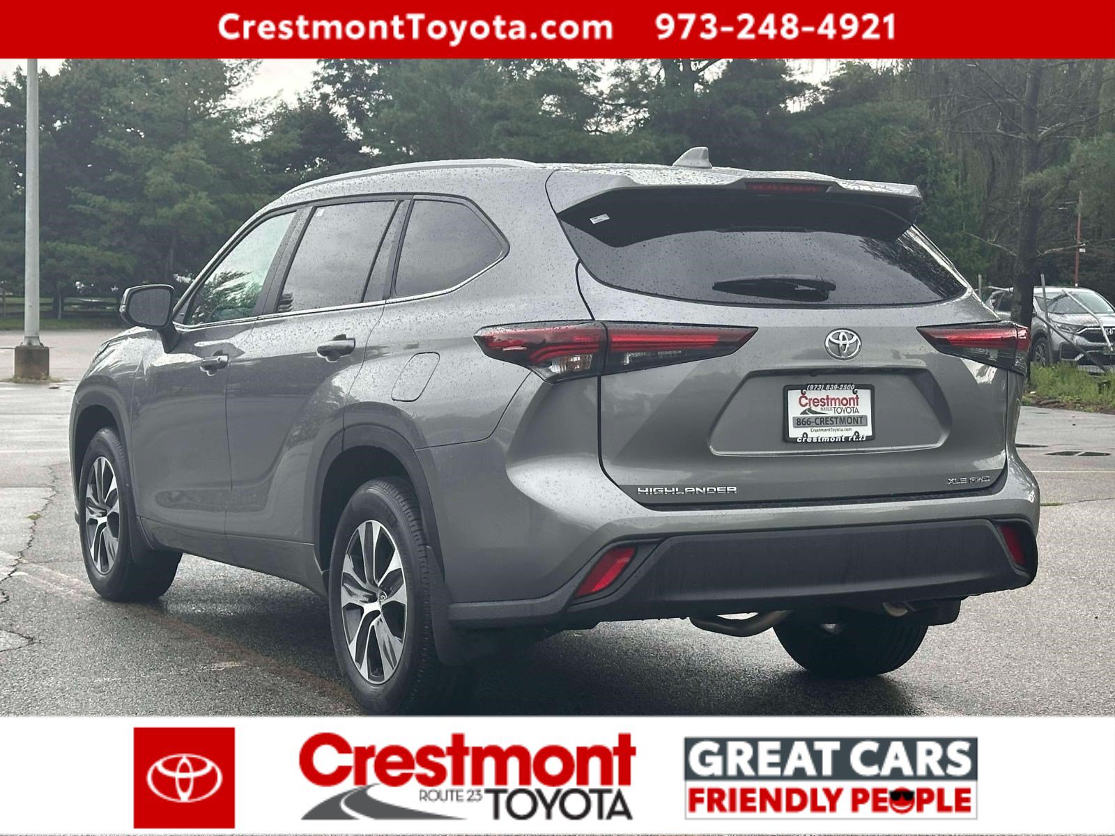 Certified 2025 Toyota Highlander XLE AWD/4WD image 4