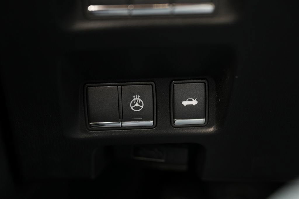 Used 2015 INFINITI Q70 L 3.7 RWD image 56