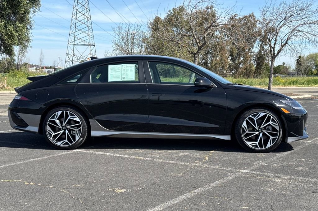 Used 2023 Hyundai Ioniq 6 SEL AWD/4WD image 3