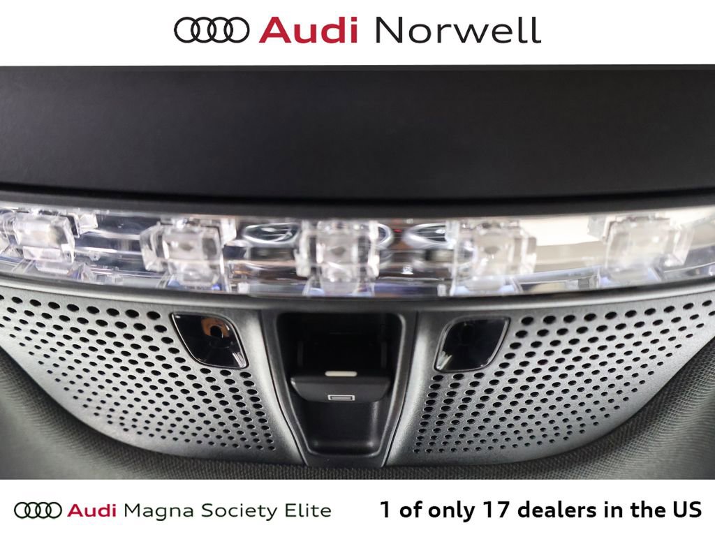 Used 2017 Mercedes-Benz GLC 300 4MATIC image 9