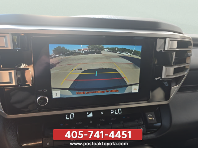 Used 2025 Toyota Tundra SR5 w/ SR5 Premium Package AWD/4WD image 21