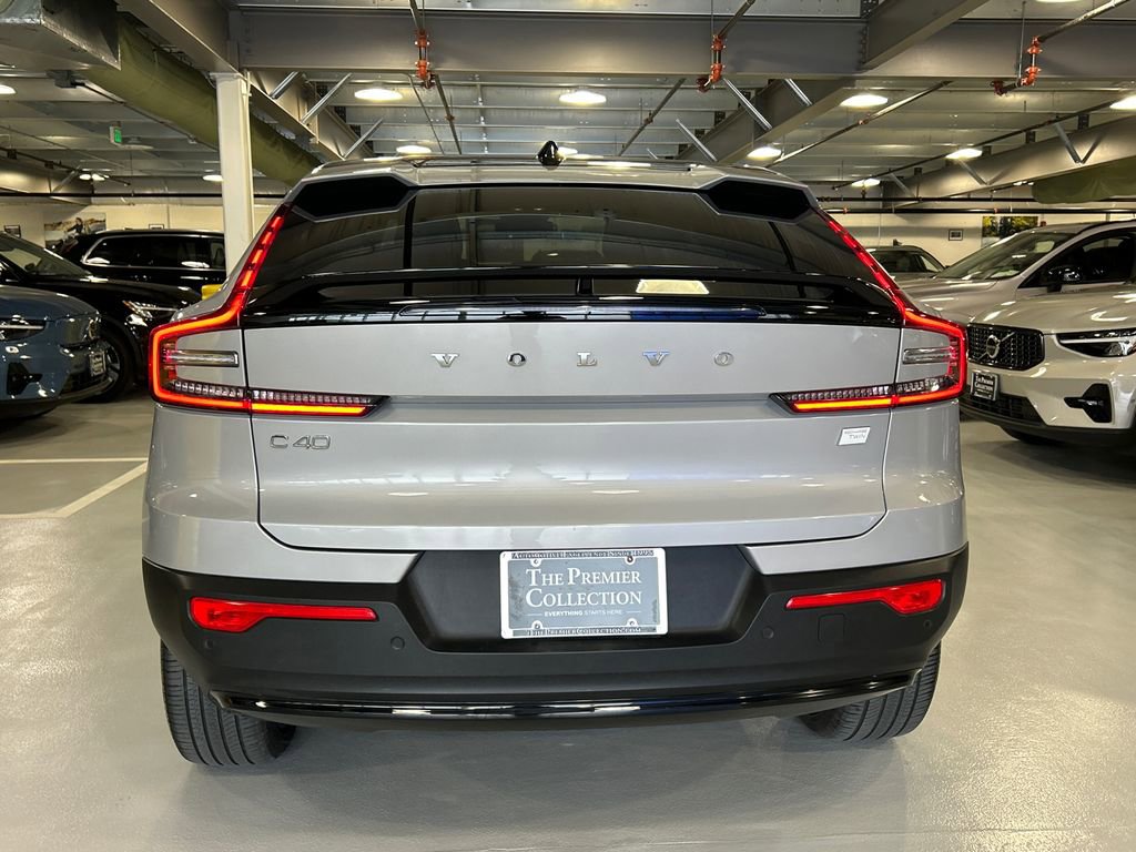 Certified 2023 Volvo C40 P8 Recharge Ultimate image 3