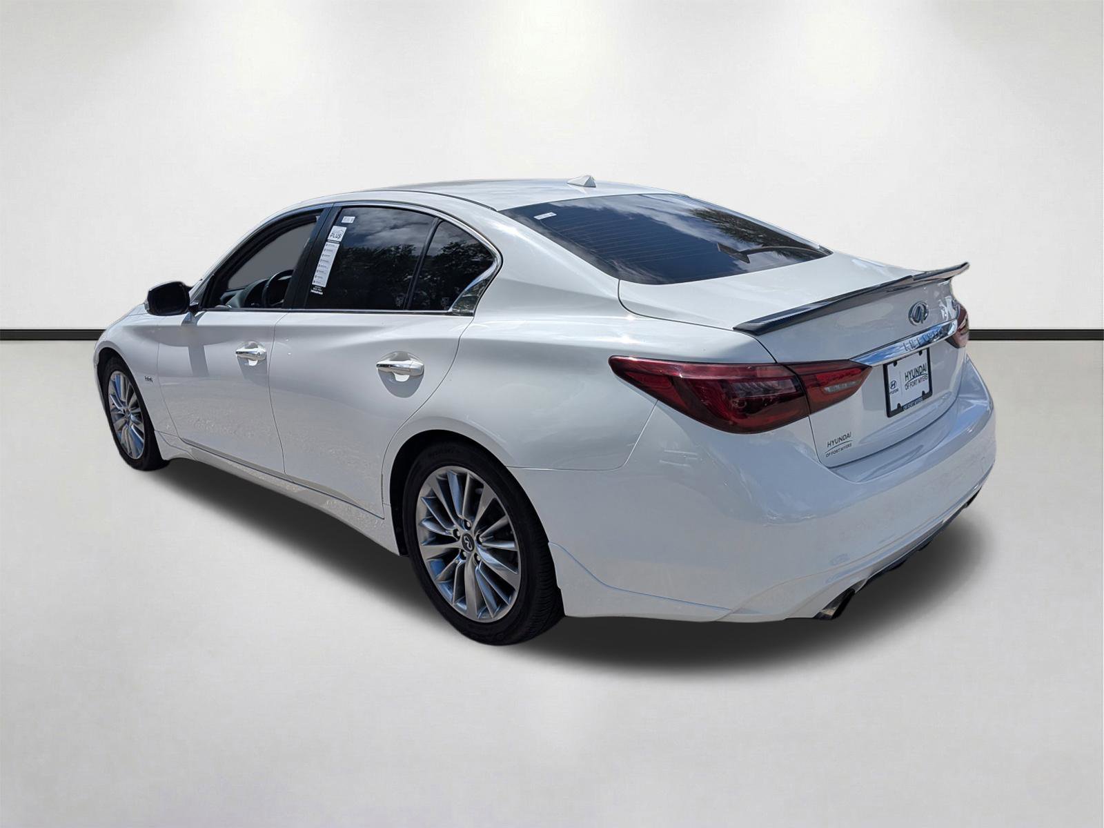 Used 2018 INFINITI Q50 Luxe w/ Cargo Package (L95) image 6