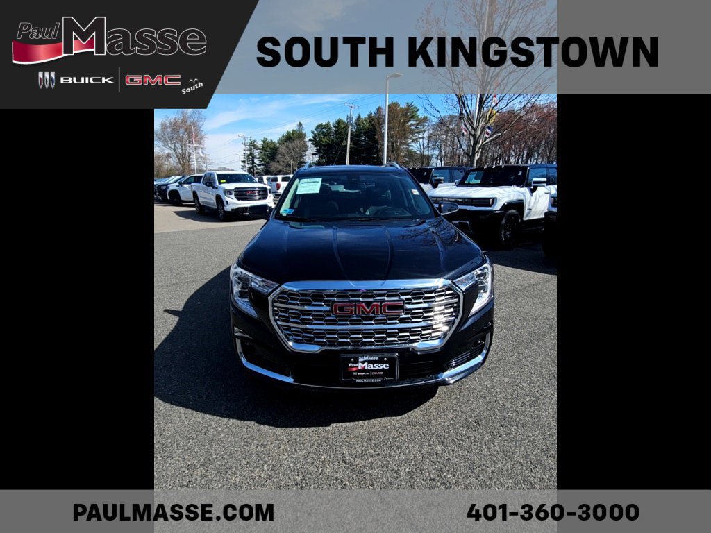 Used 2023 GMC Terrain Denali w/ Black Diamond Edition AWD/4WD image 9