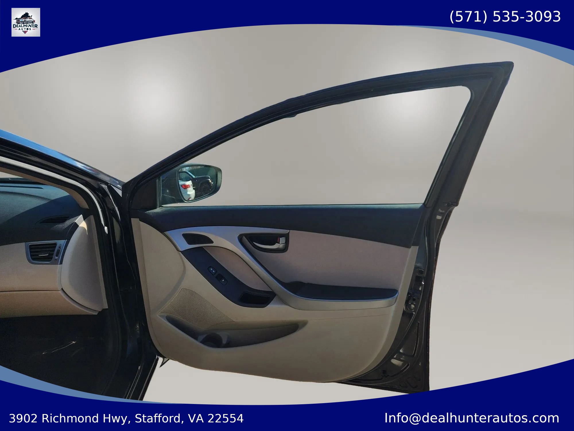 Used 2015 Hyundai Elantra SE w/ Option Group 02 FWD image 14