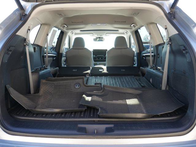 Used 2021 Toyota Highlander Limited image 7