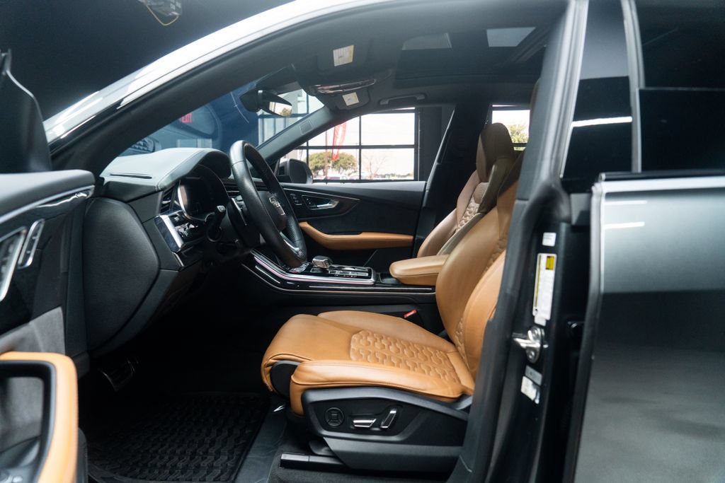 Used 2021 Audi RS Q8 w/ Carbon Optic Package AWD/4WD image 22