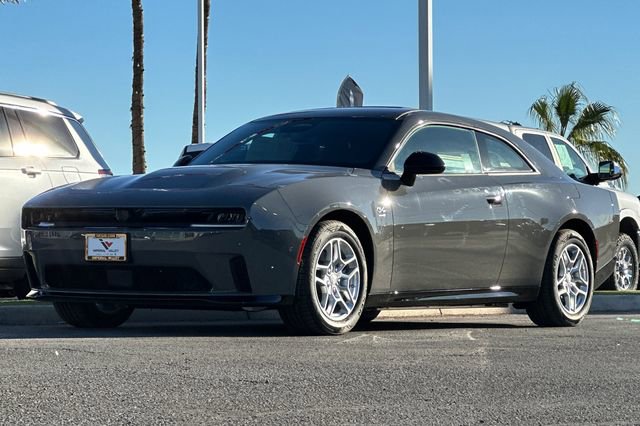 New 2025 Dodge Charger Daytona R/T w/ Sun & Sound Package AWD/4WD image 7