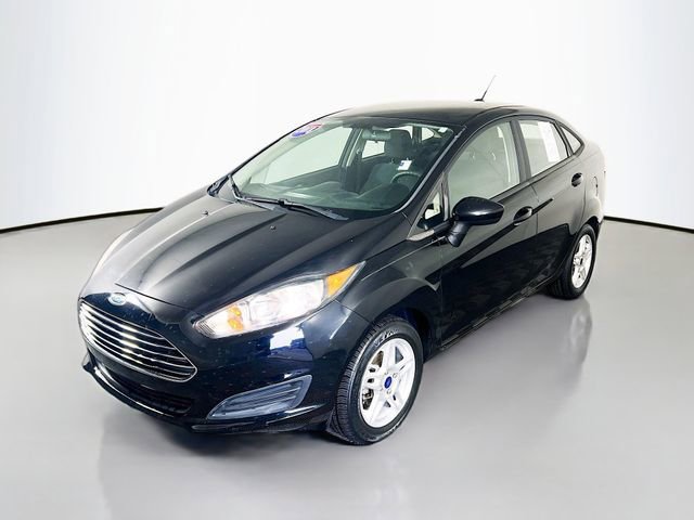 Used 2018 Ford Fiesta SE image 3