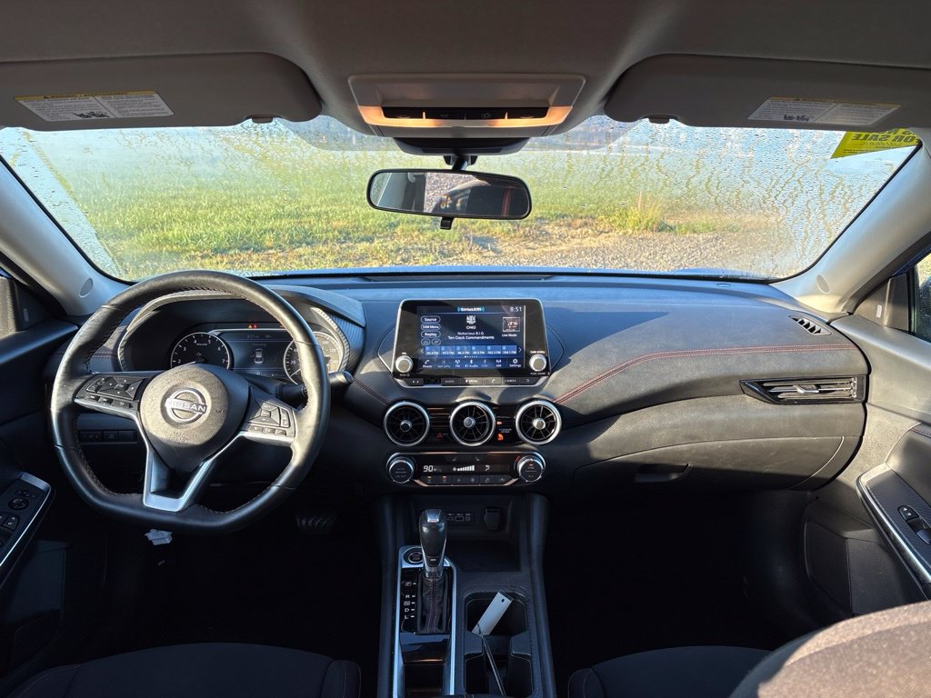 Used 2025 Nissan Sentra SR FWD image 17