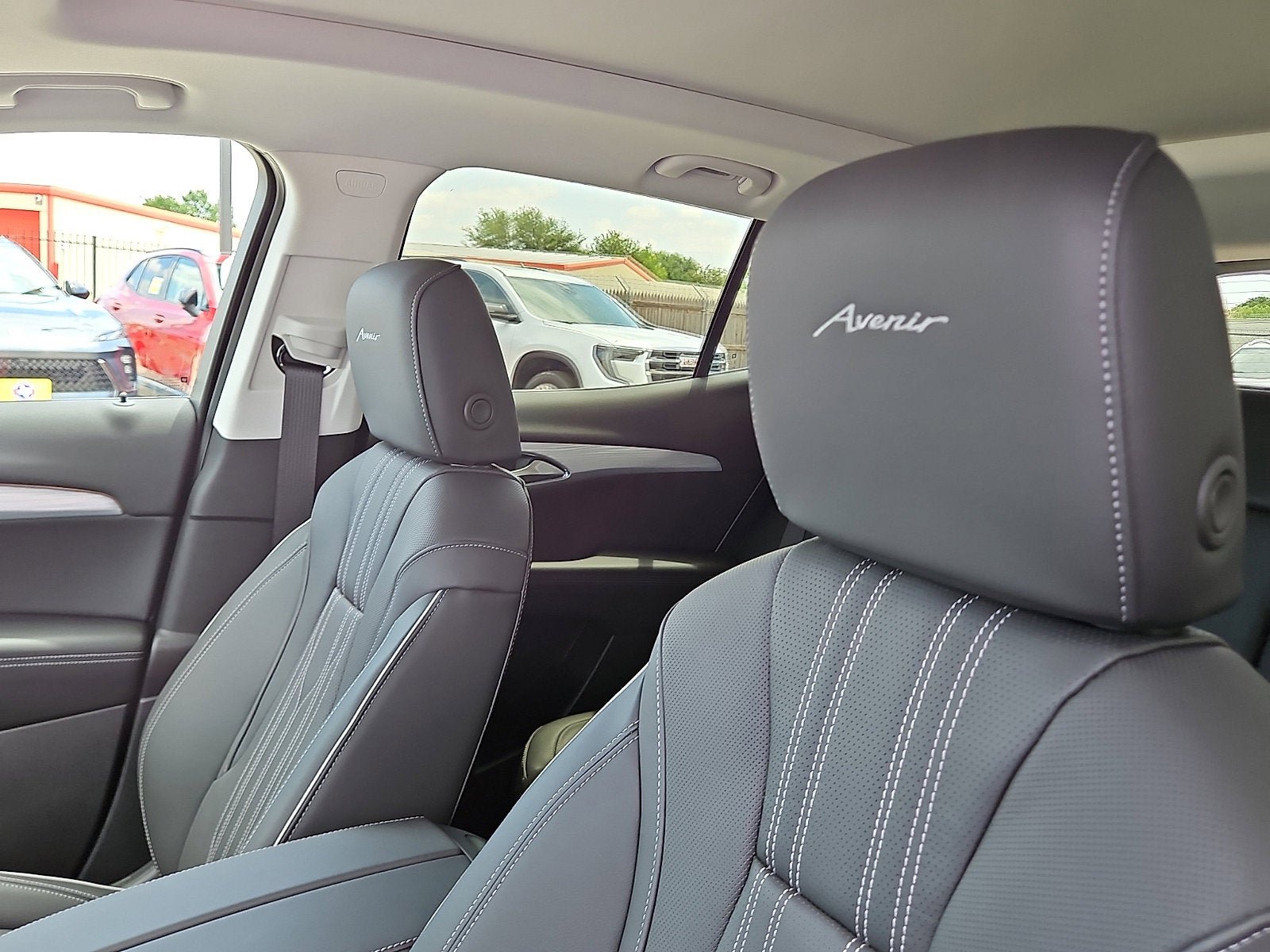 New 2026 Buick Envision Avenir AWD/4WD image 11