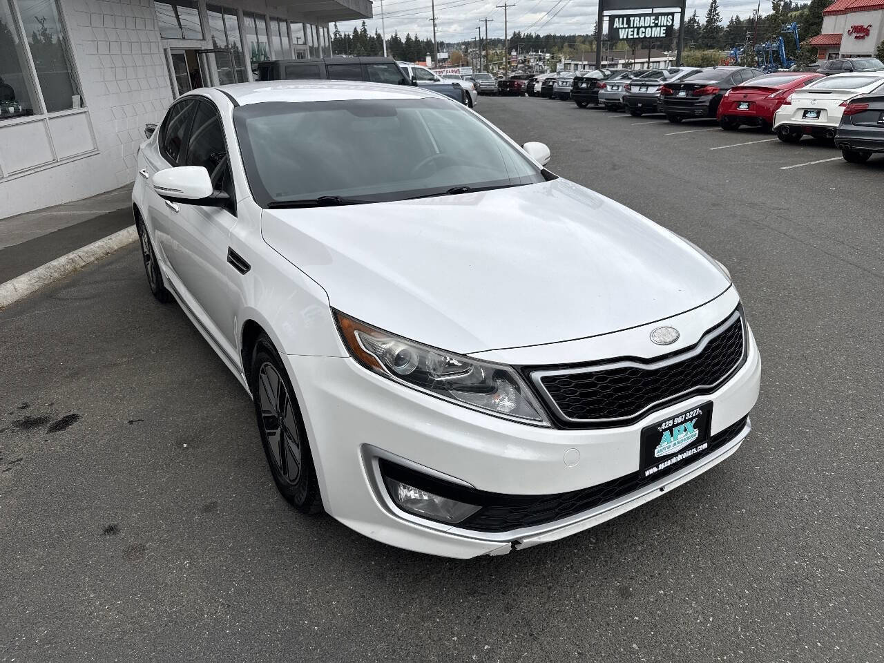 Used 2012 Kia Optima Hybrid w/ Hybrid Convenience Pkg FWD image 9