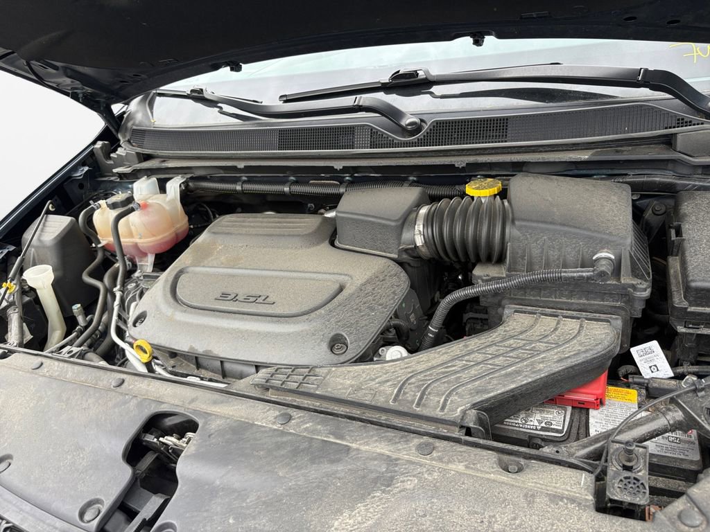 Certified 2023 Chrysler Pacifica Touring-L image 23