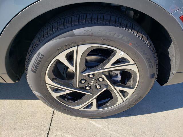 New 2026 Lincoln Nautilus Premier image 22