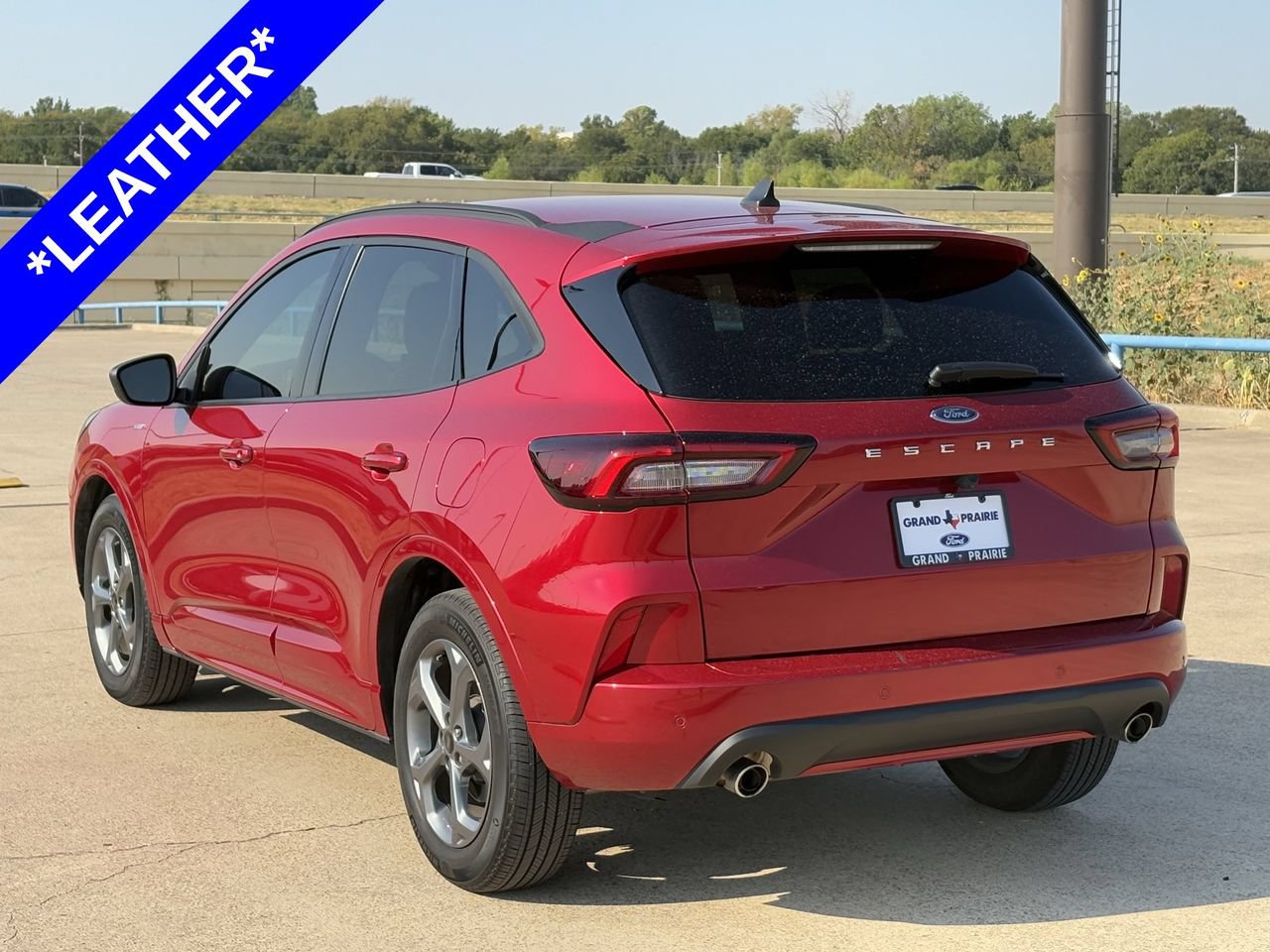 Certified 2024 Ford Escape ST-Line w/ Tech Pack #1 FWD image 6