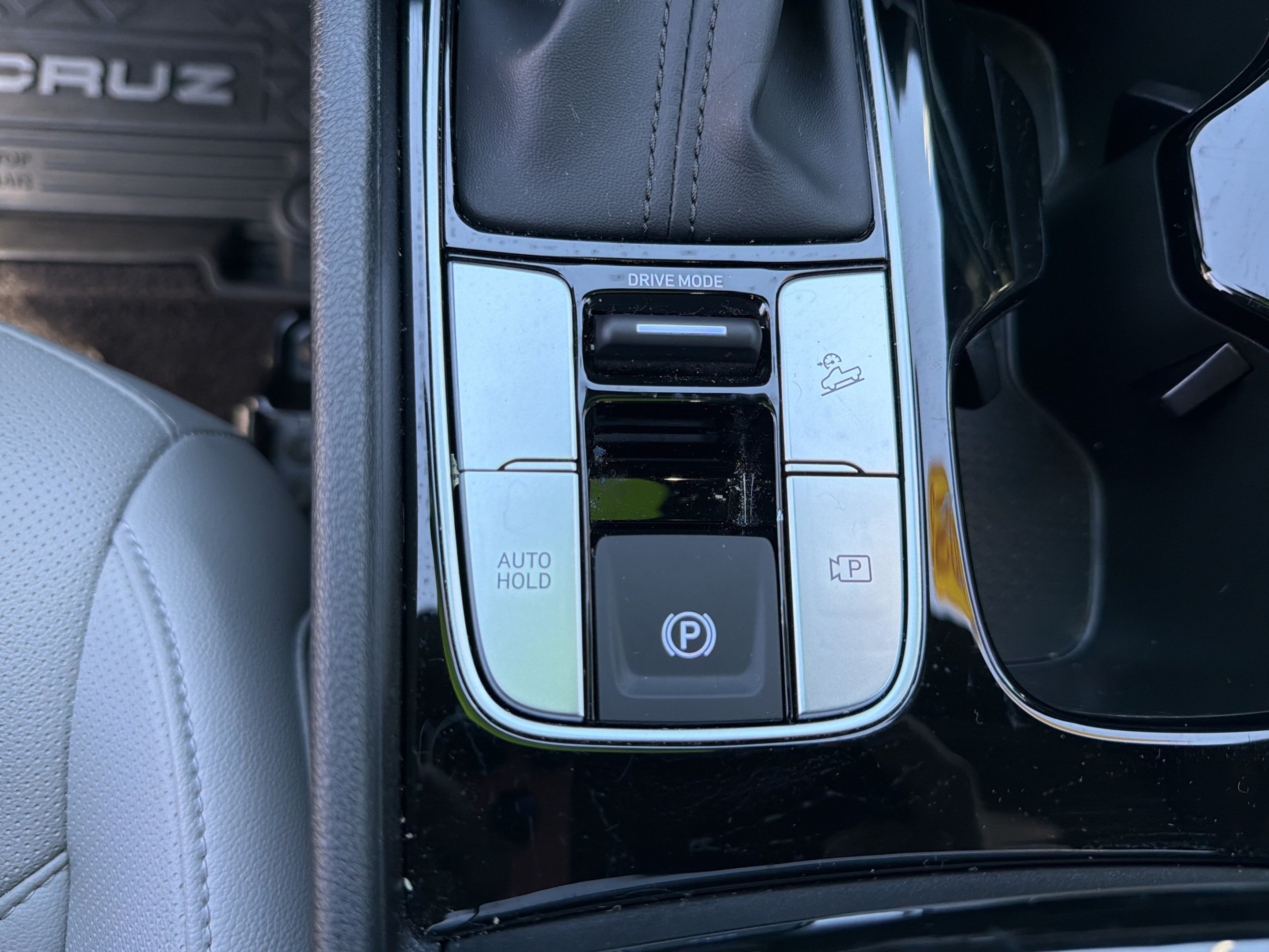Certified 2025 Hyundai Santa Cruz SEL FWD image 17