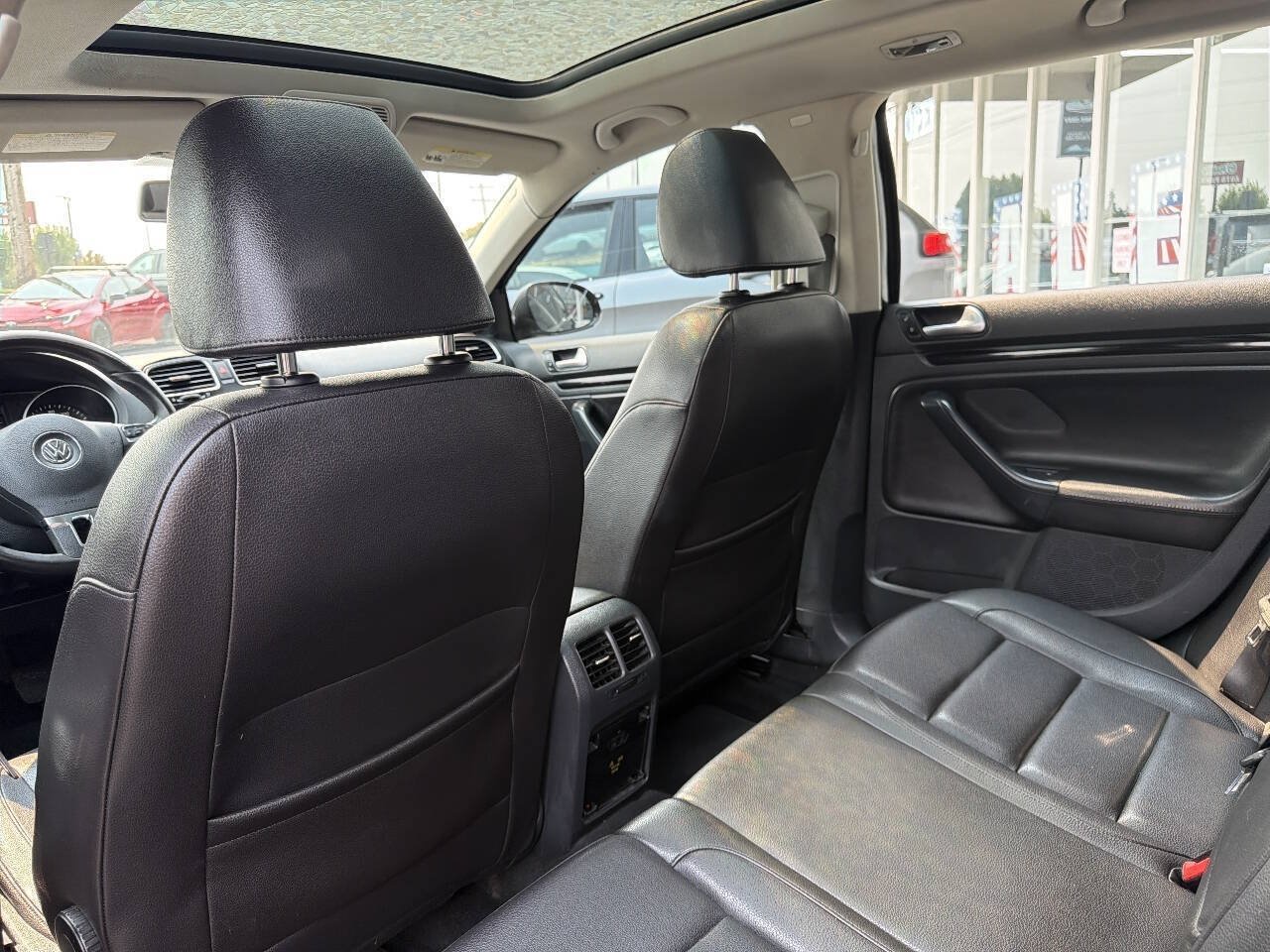 Used 2014 Volkswagen Jetta TDI FWD image 28