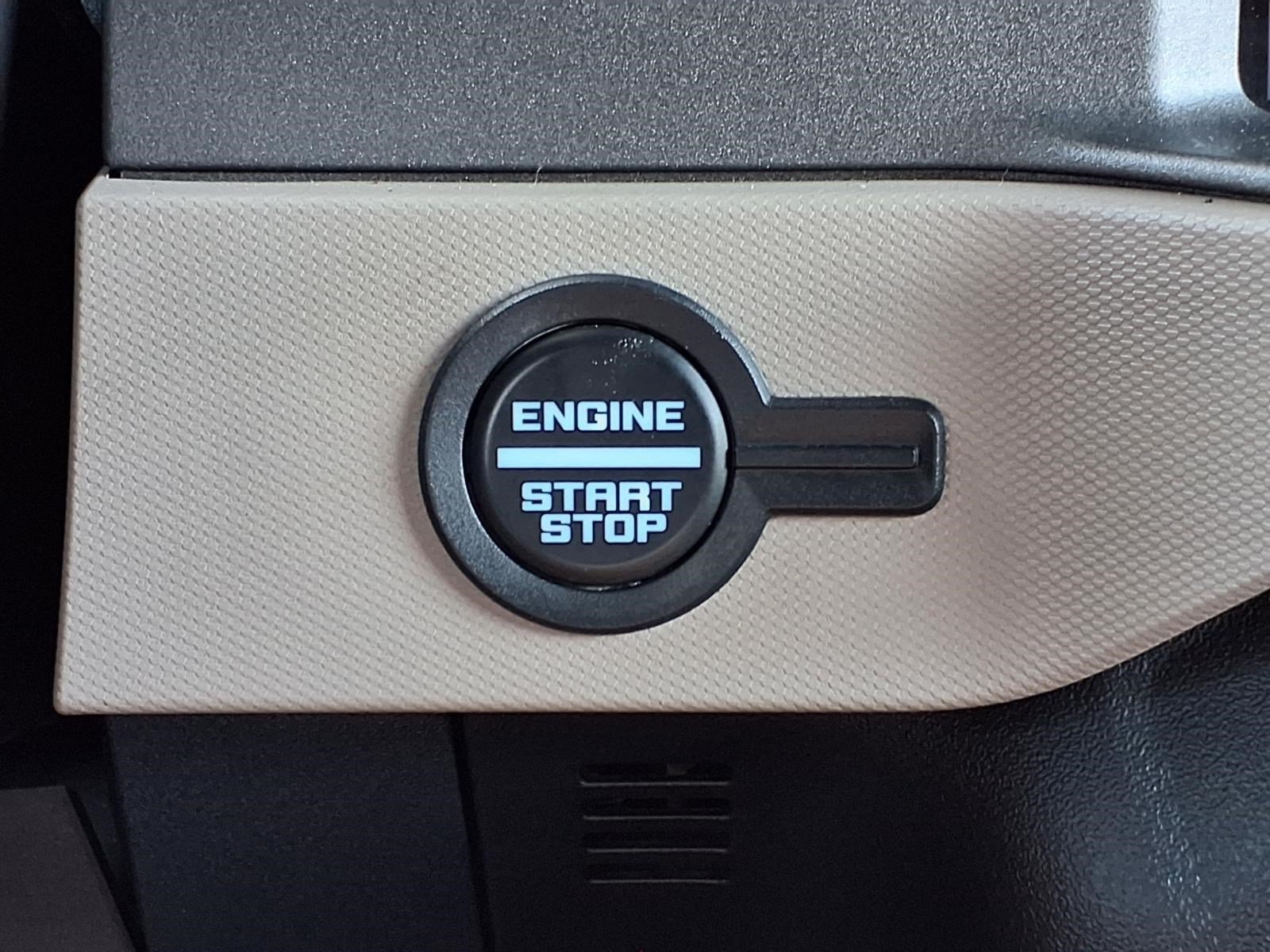 Used 2024 Ford Bronco Wildtrak AWD/4WD image 25