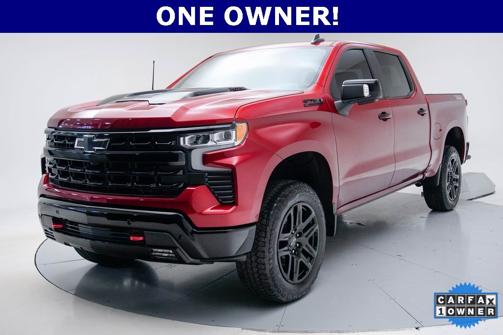 Used 2024 Chevrolet Silverado 1500 LT Trail Boss w/ LT Trail Boss Premium Package image 1