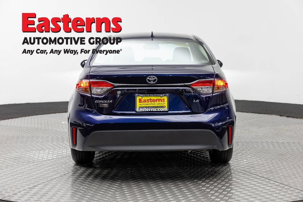 Used 2024 Toyota Corolla LE FWD image 5