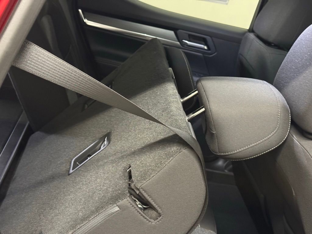 New 2025 GMC Terrain Elevation image 16