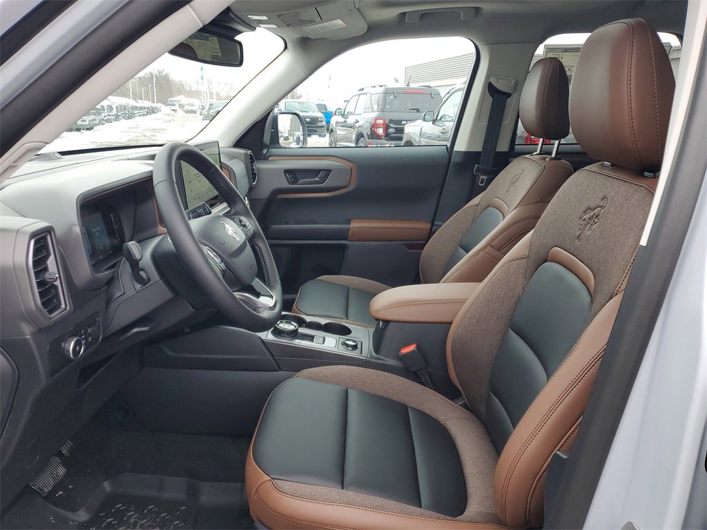 New 2026 Ford Bronco Sport Outer Banks image 8