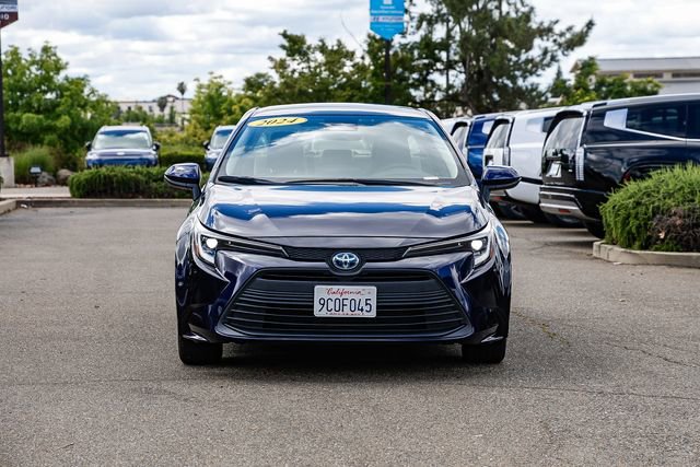 Used 2024 Toyota Corolla LE FWD image 7