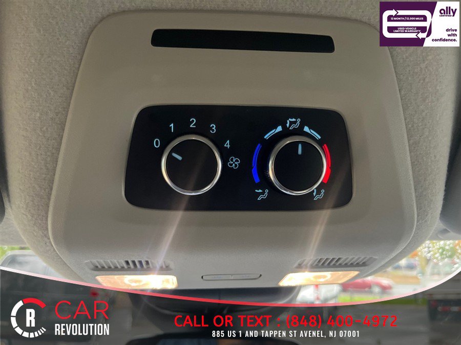 Used 2024 Ford Transit 350 XLT RWD image 16