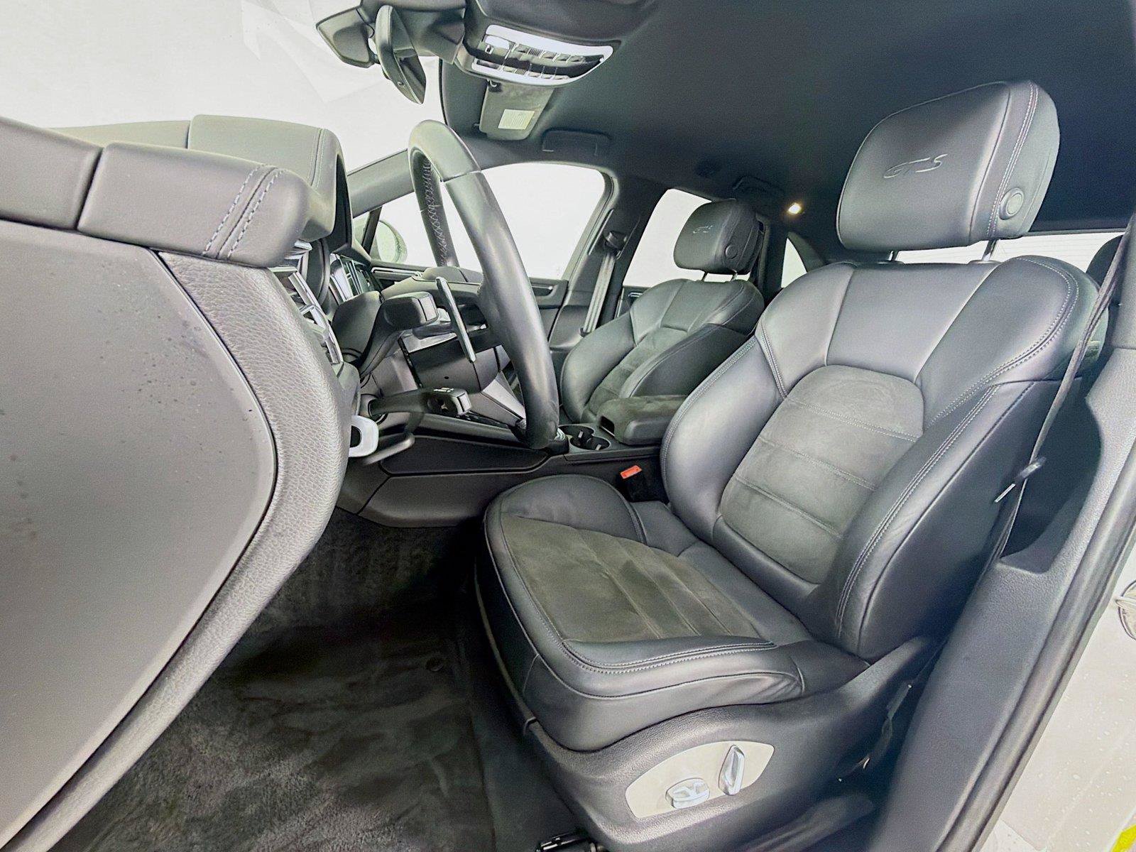 Certified 2023 Porsche Macan GTS AWD/4WD image 5