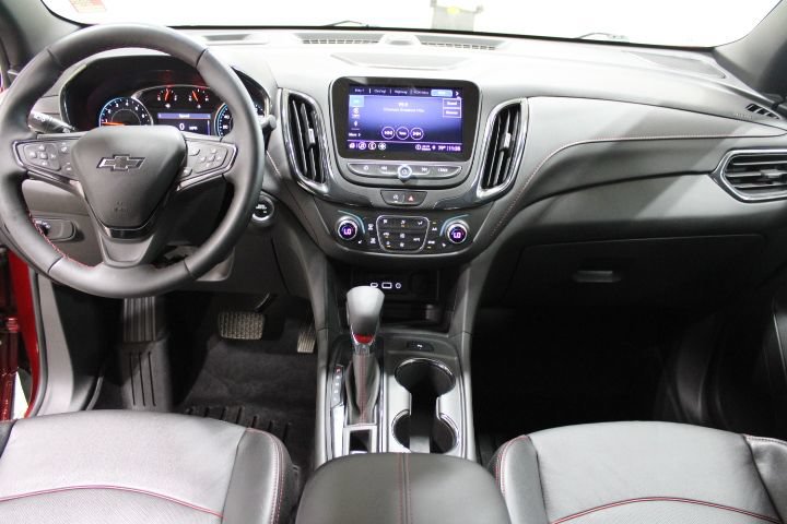 Used 2023 Chevrolet Equinox RS w/ RS Leather Package AWD/4WD image 28