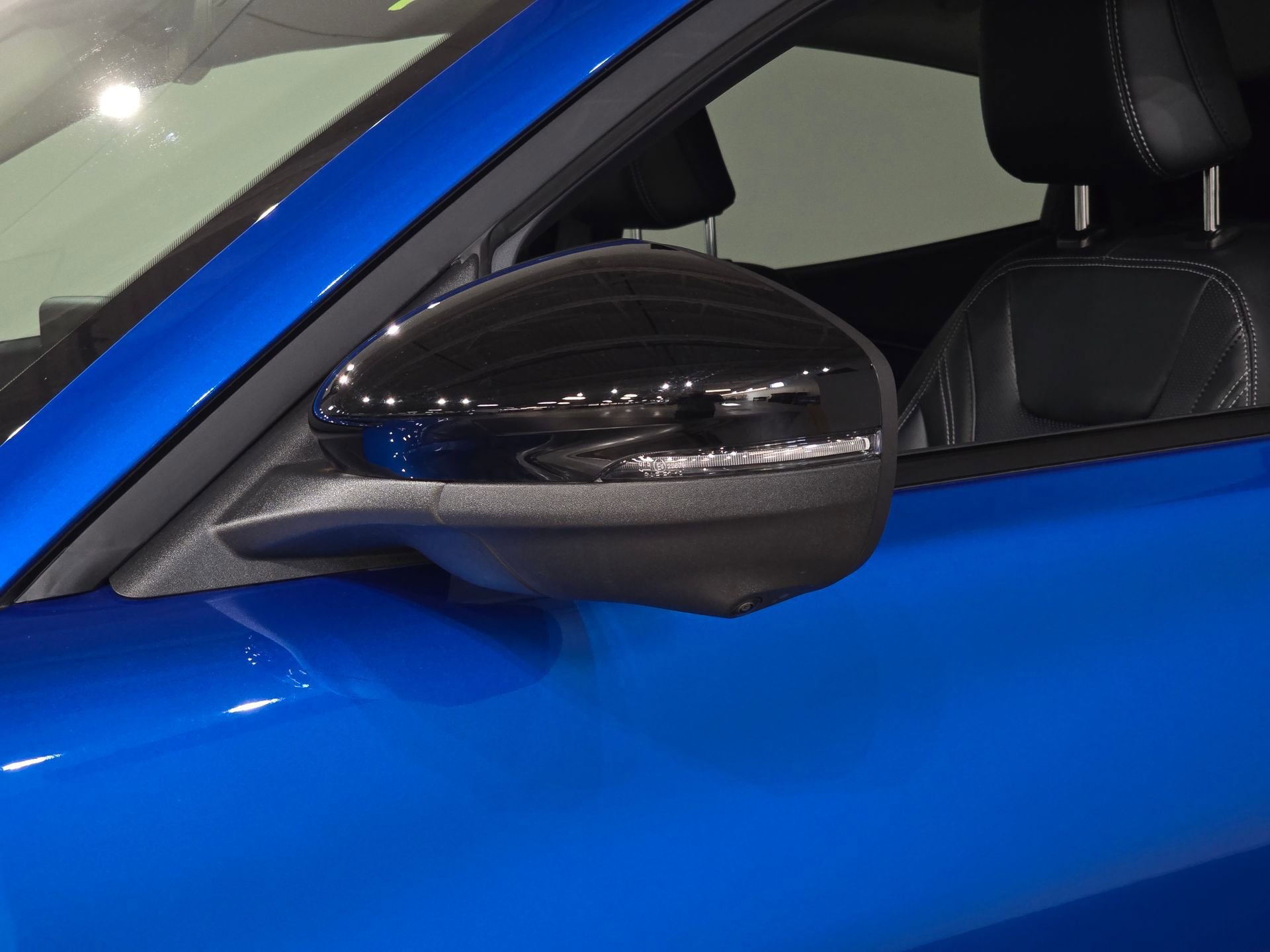 New 2025 Ford Mustang Mach-E Premium AWD/4WD image 14