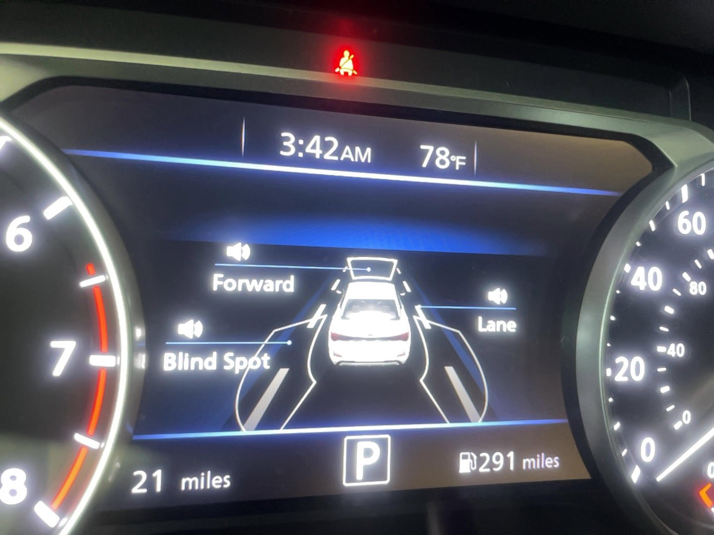 Used 2025 Nissan Sentra SV FWD image 7