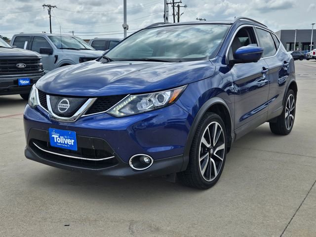 Used 2019 Nissan Rogue Sport SL w/ Premium Package image 2