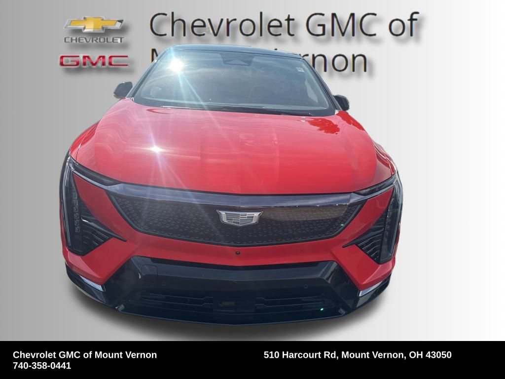 Used 2025 Cadillac Optiq Sport 1 w/ LPO, ONYX Package image 16