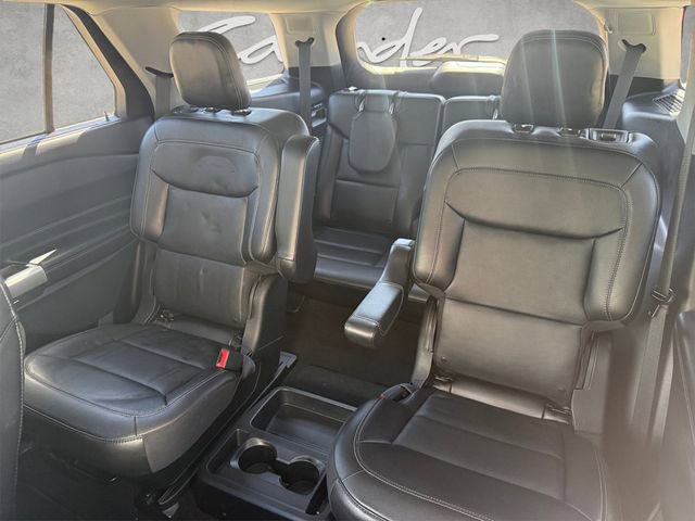 Used 2021 Ford Explorer Limited w/ Equipment Group 301A image 22