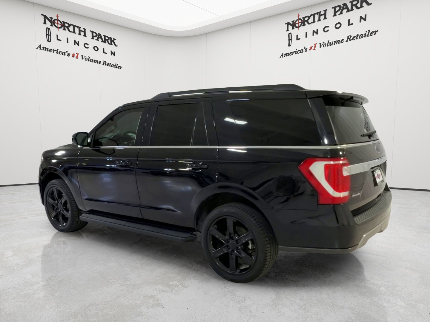Used 2021 Ford Expedition XLT RWD image 7