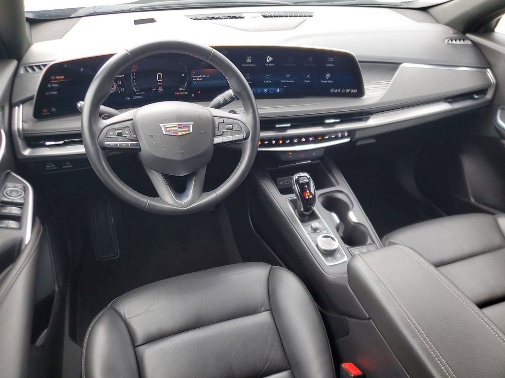 Used 2025 Cadillac XT4 Premium Luxury image 11
