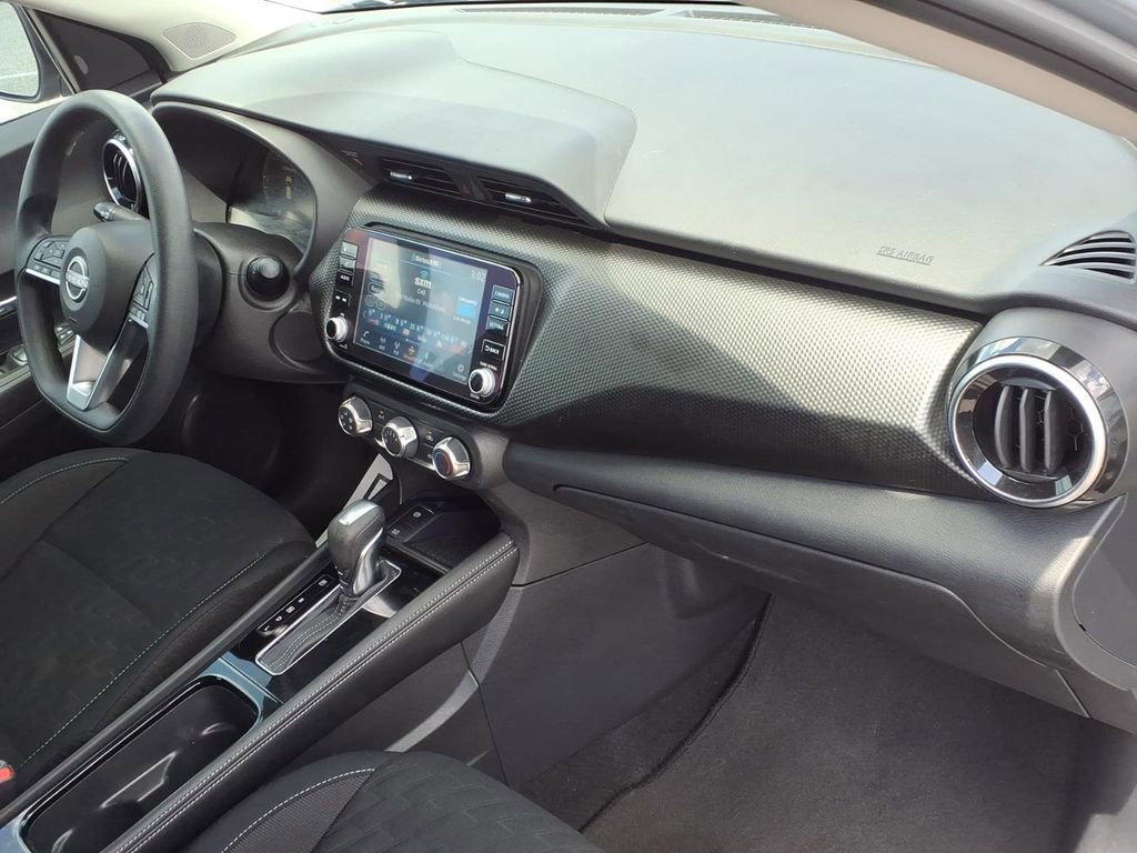 Used 2023 Nissan Kicks SV FWD image 11