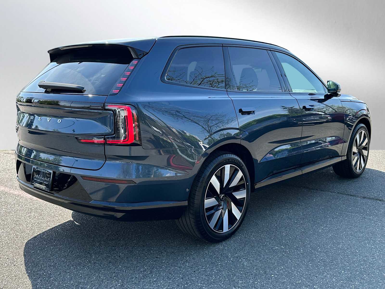 New 2025 Volvo EX90 Ultra image 7