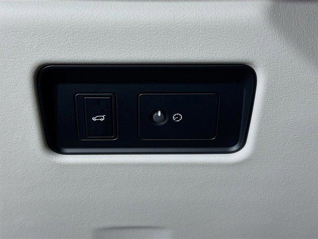 New 2026 Jaguar F-PACE R-Dynamic S image 10