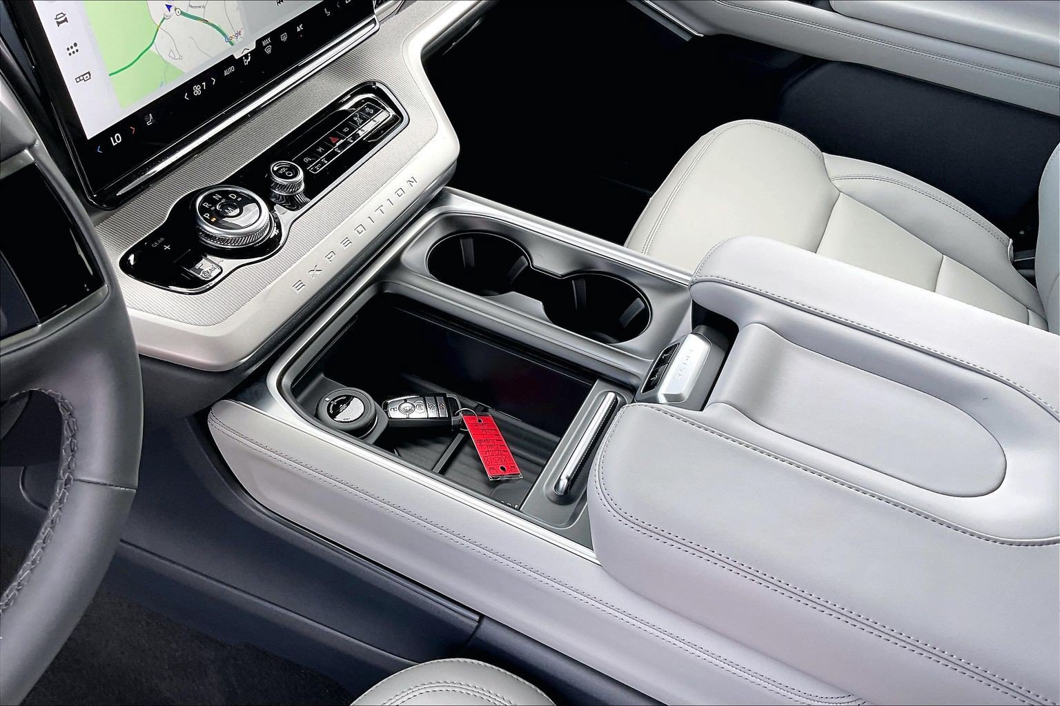 New 2026 Ford Expedition Max Active AWD/4WD image 8