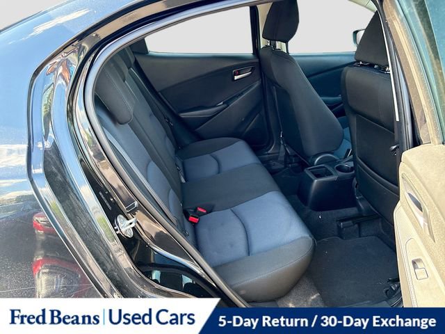 Used 2019 Toyota Yaris LE FWD image 23