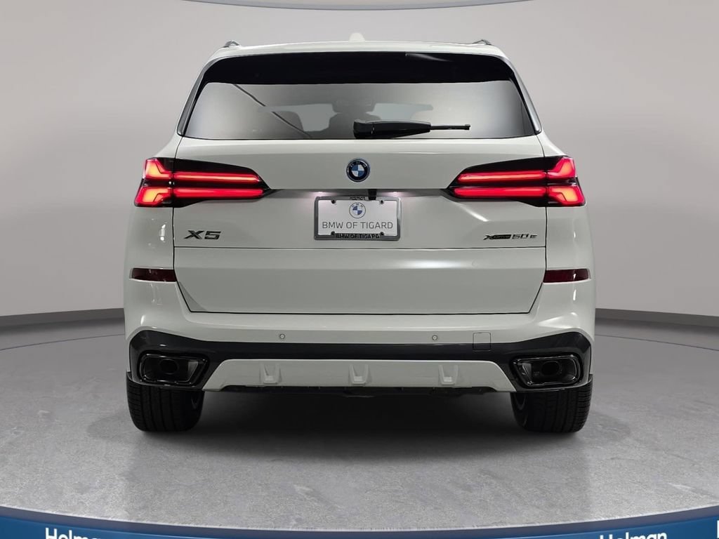 New 2026 BMW X5 xDrive50e w/ M Sport Package AWD/4WD image 6