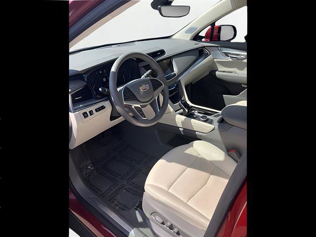 Used 2024 Cadillac XT5 Premium Luxury w/ Technology Package AWD/4WD image 12