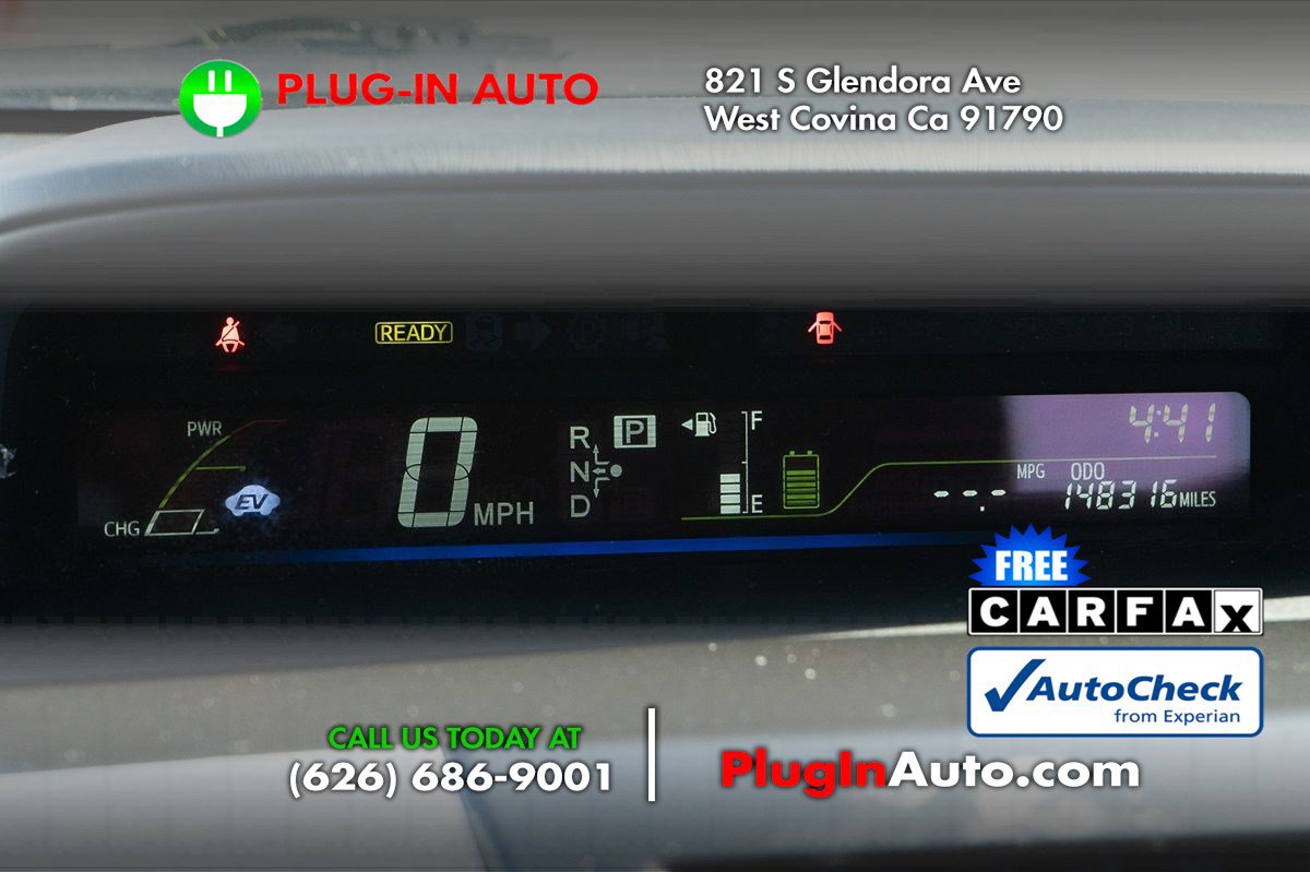 Used 2012 Toyota Prius V Five image 19