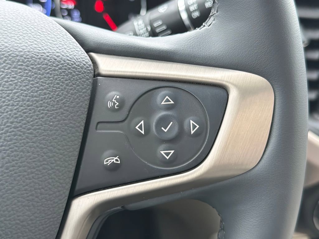 Used 2023 GMC Acadia Denali w/ Denali Ultimate Package FWD image 28