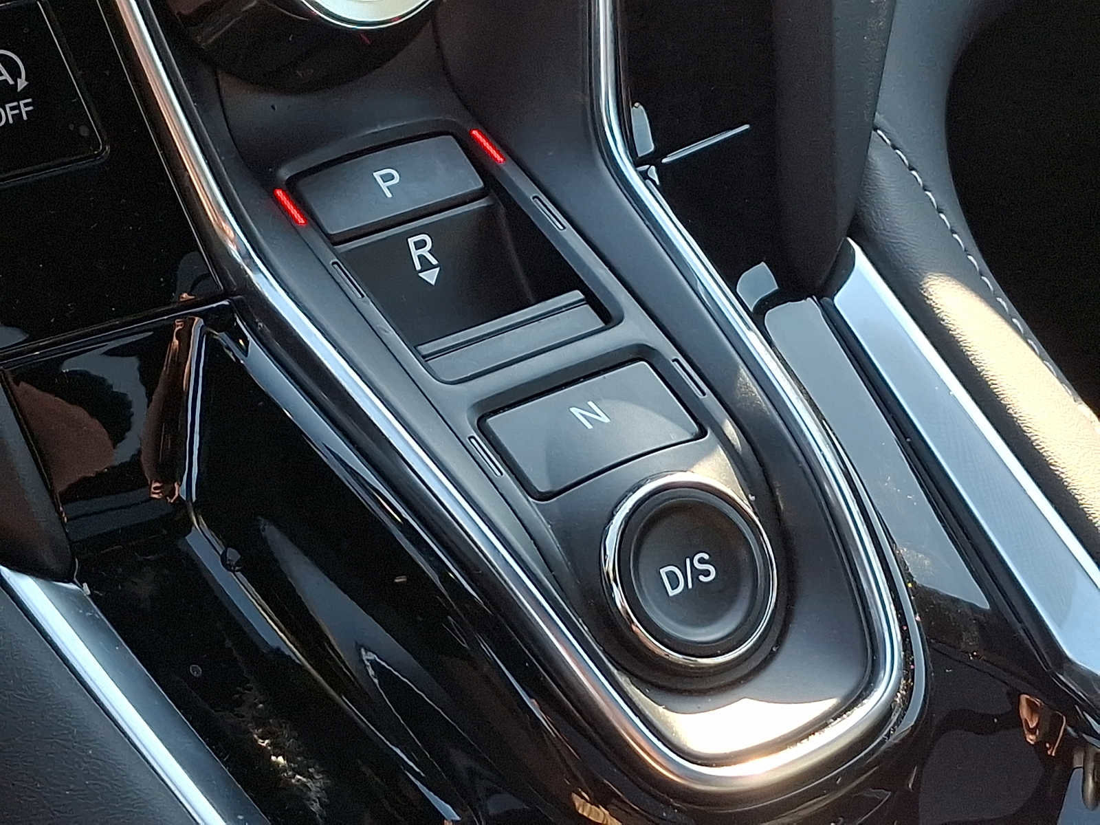 Used 2026 Acura RDX SH-AWD image 15