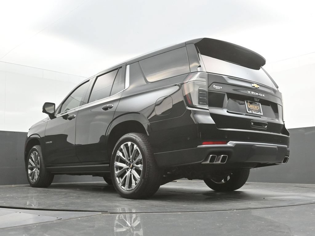 Used 2025 Chevrolet Tahoe High Country AWD/4WD image 44