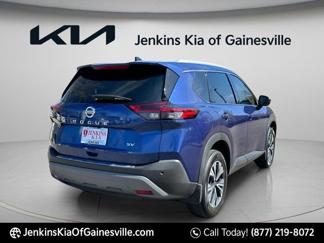 Used 2021 Nissan Rogue SV w/ Premium Package FWD image 3