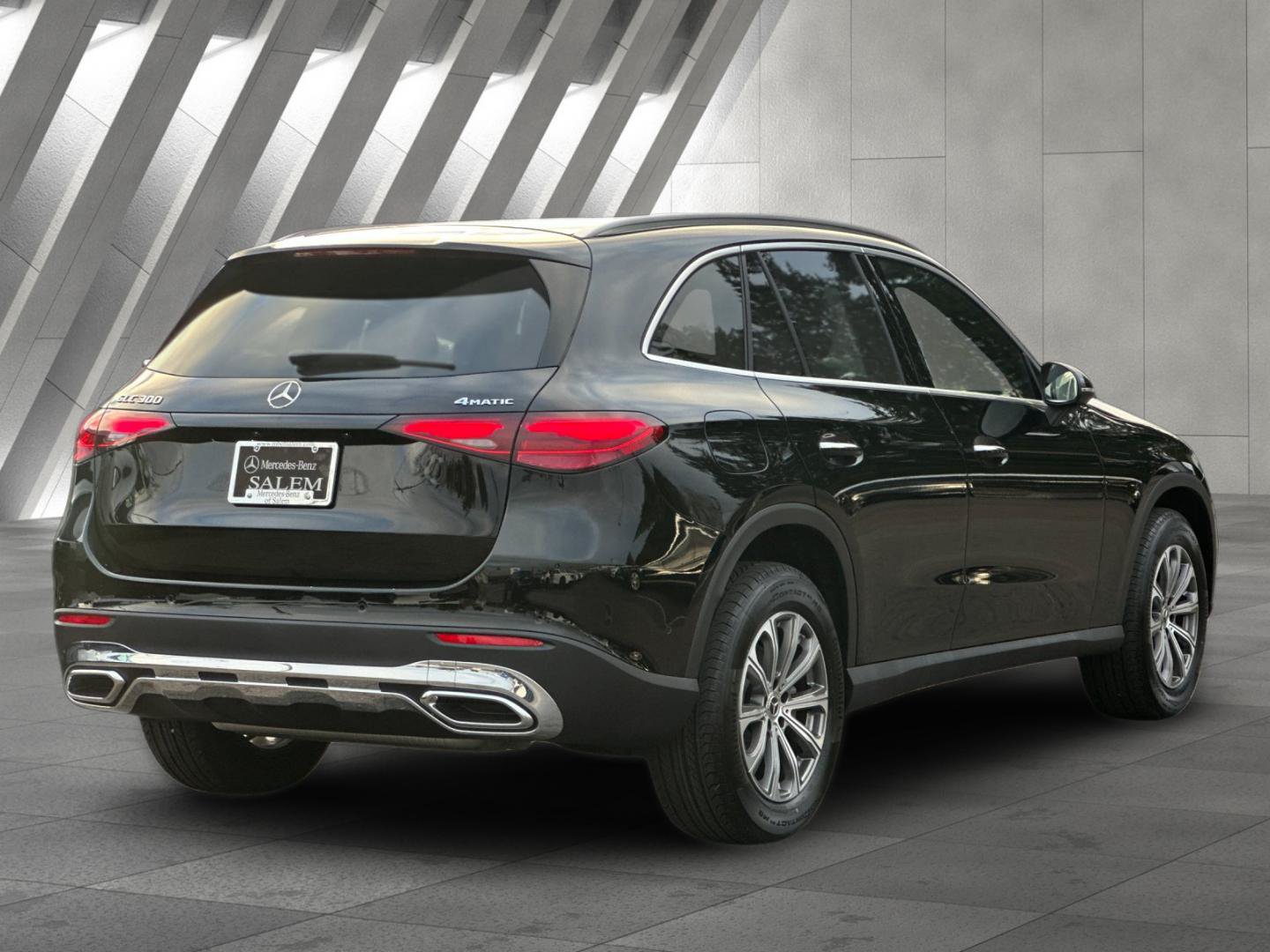 Certified 2026 Mercedes-Benz GLC 300 4MATIC image 4